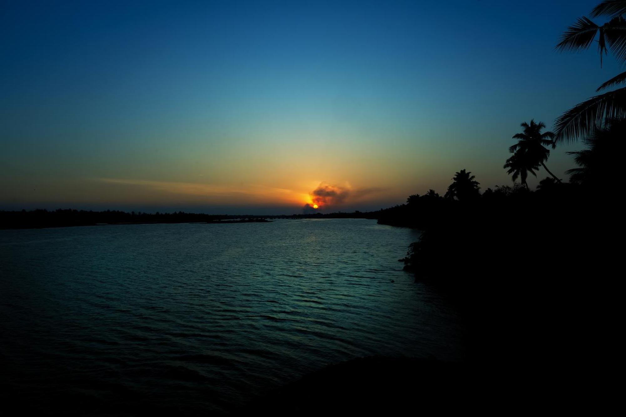 Victoria'S River View Resort Puducherry Exterior foto