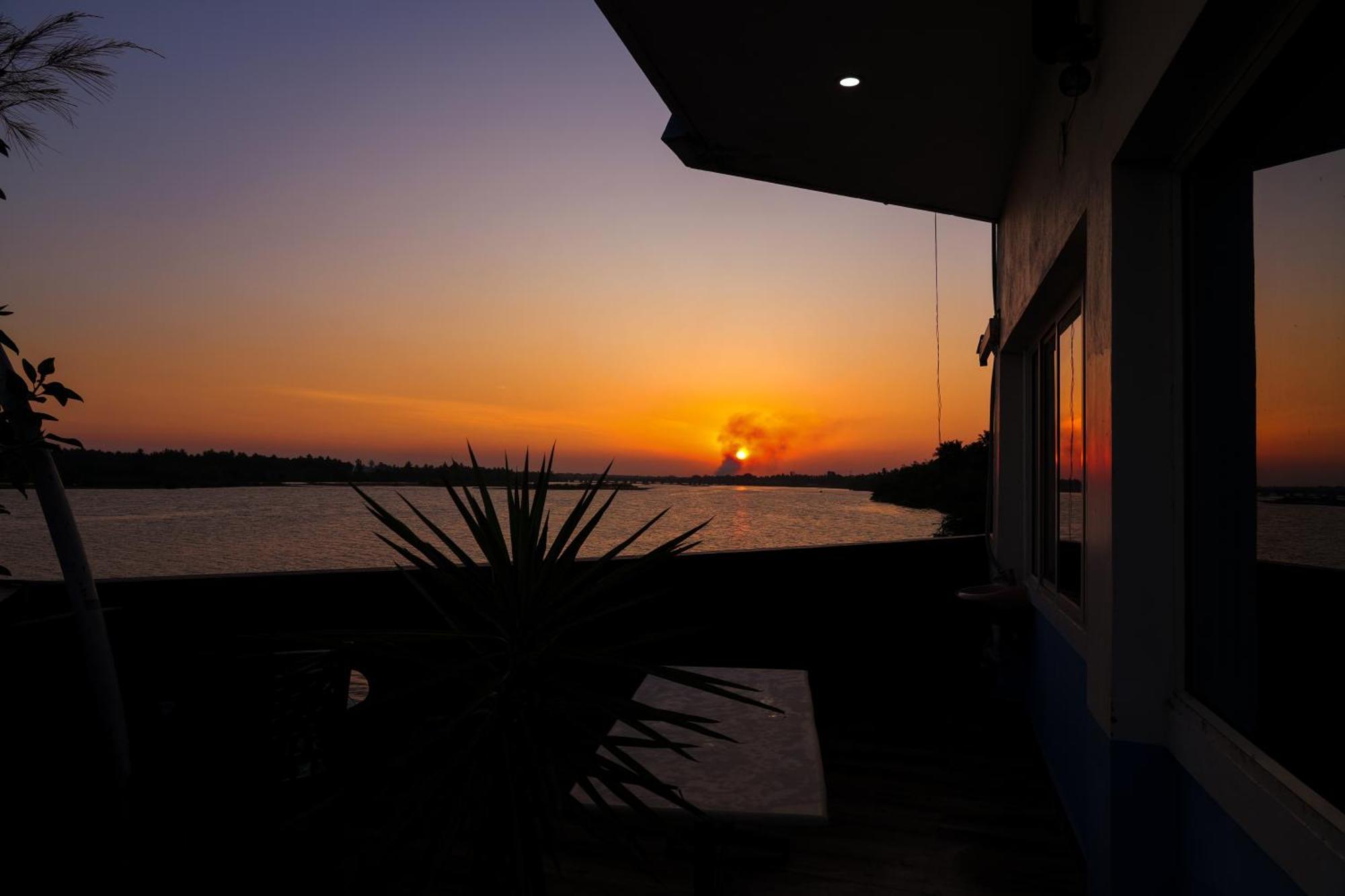 Victoria'S River View Resort Puducherry Exterior foto